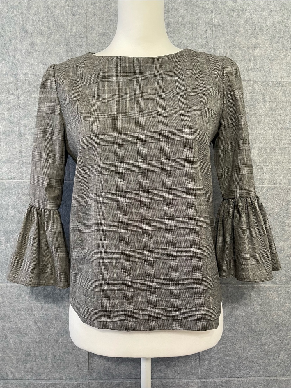 Alice + Olivia Plaid virgin Wool Blend Bell Sleeve Blouse Top Grey XS